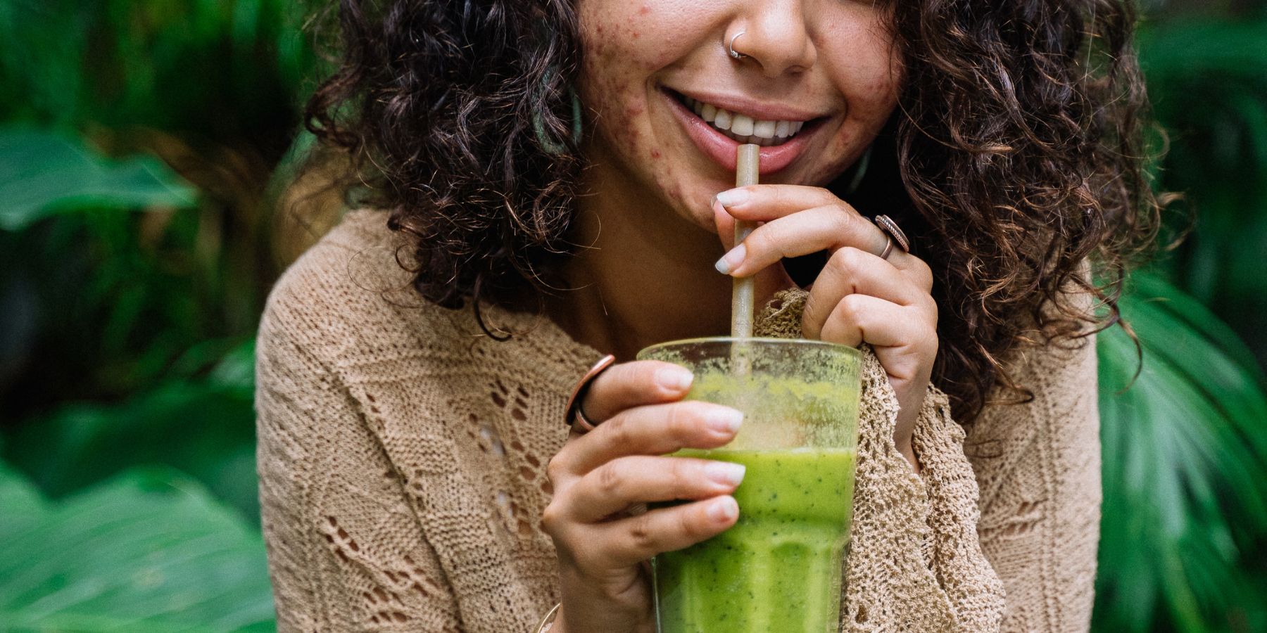 Eat Your Way to Clear Skin: Understanding the Diet-Acne Connection