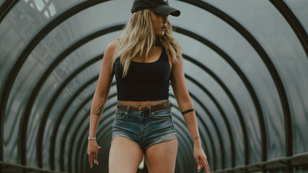 Riding the Waves: A Comprehensive Guide to Body Wave Bundles and Styling Techniques